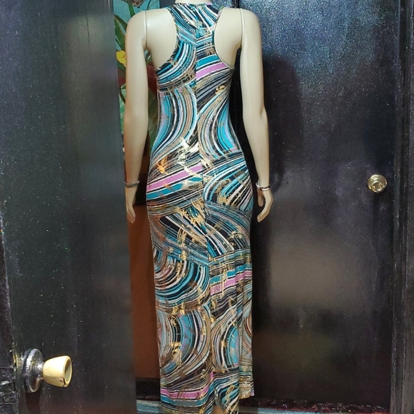 Dresses & Skirts - MAXI DRESS